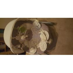 Baby bouncer chair