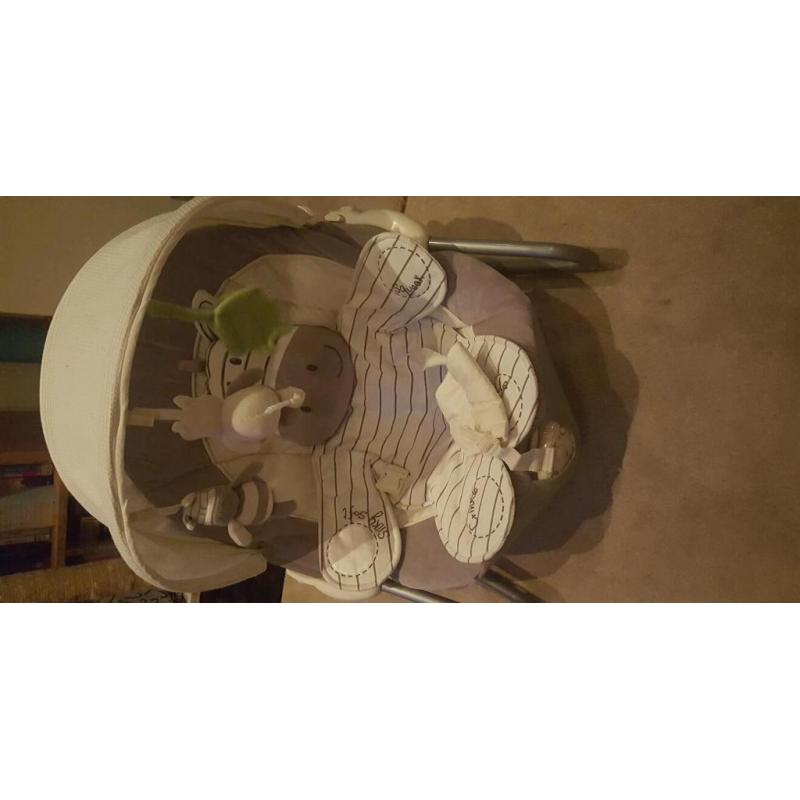 Baby bouncer chair