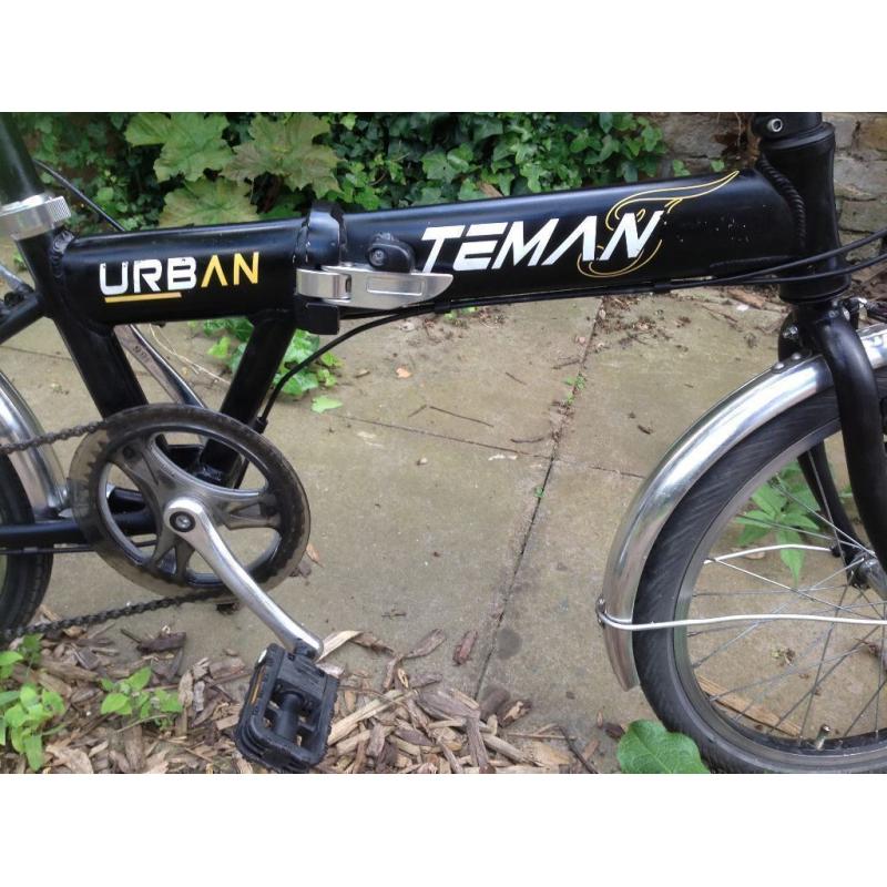 Teman Urban Twenty 20 Inch Commuter Blue fold up bicycle, Aluminium city folding bike.