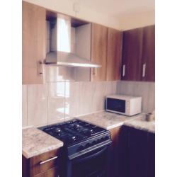 Single room available in Edmonton, all bills and wifi included, not agency fees