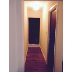 Single room available in Edmonton, all bills and wifi included, not agency fees