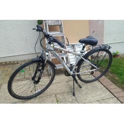Mountain Bike: 21 Speed, 17" frame