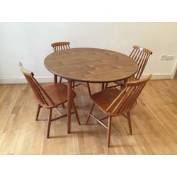 Vintage dining table and 4 chairs