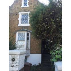 Studio flat with garden N1 Mutual exchange