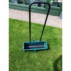 GARDENTEC SEEDING CART/ SPREADER
