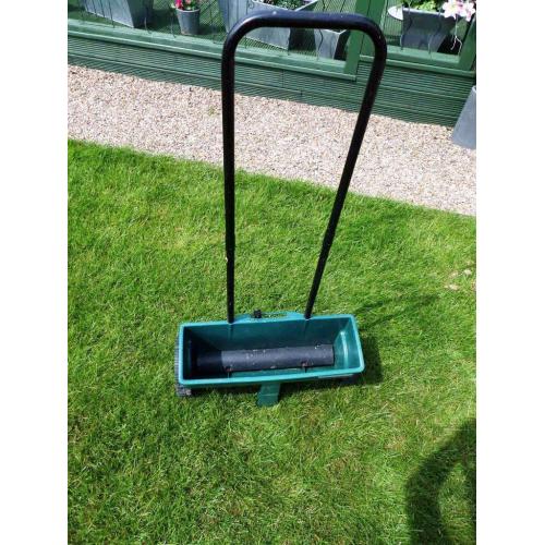 GARDENTEC SEEDING CART/ SPREADER