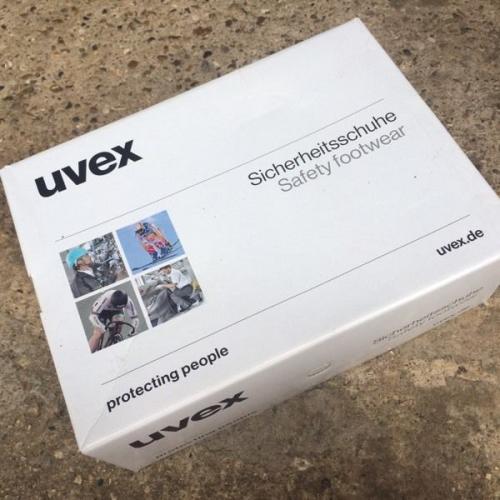 Safety shoes size 9 all brand new
