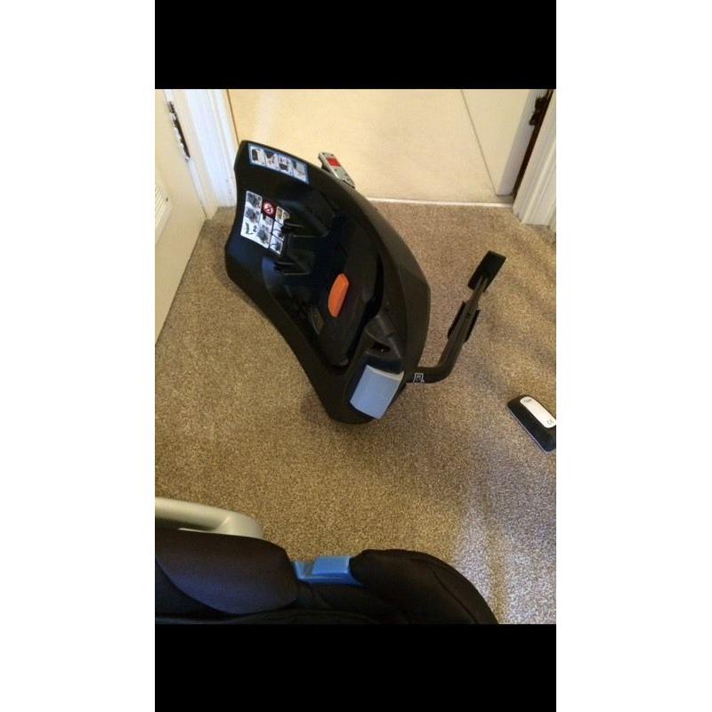 Aton Cybex Isofix and car seat