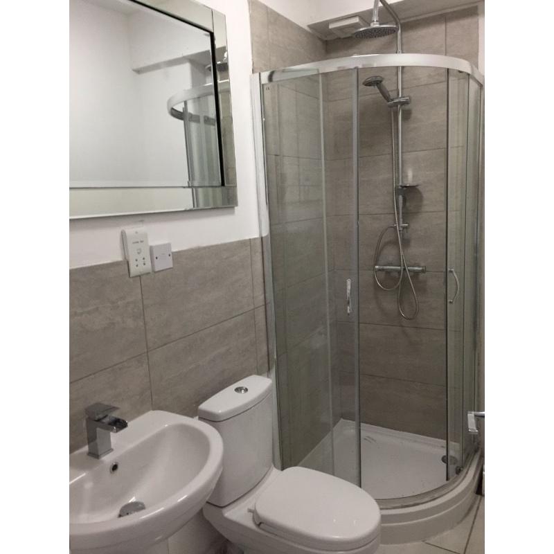 New Ensuite room Allerton Liverpool L18 near Penny Lane Smithdown Road All bills inc Fibre Broadband
