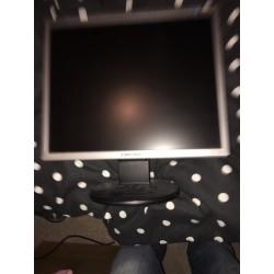 Samsung 19" vga monitor