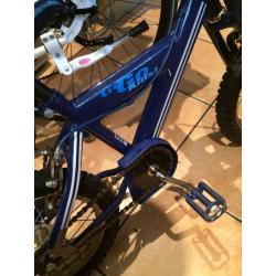 14inch boys bike good condition
