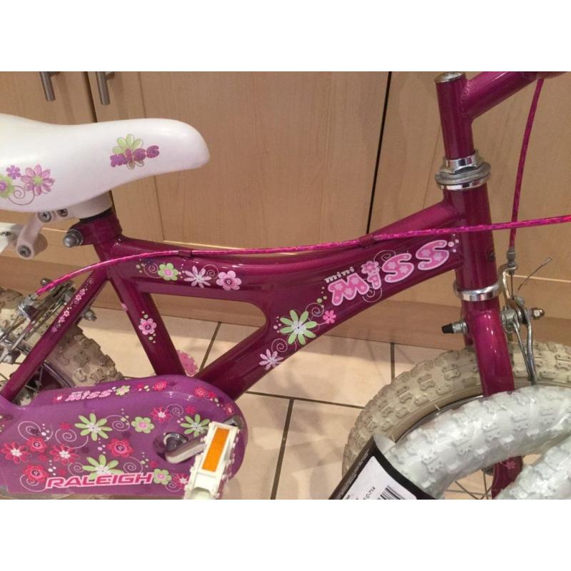 Girls bike