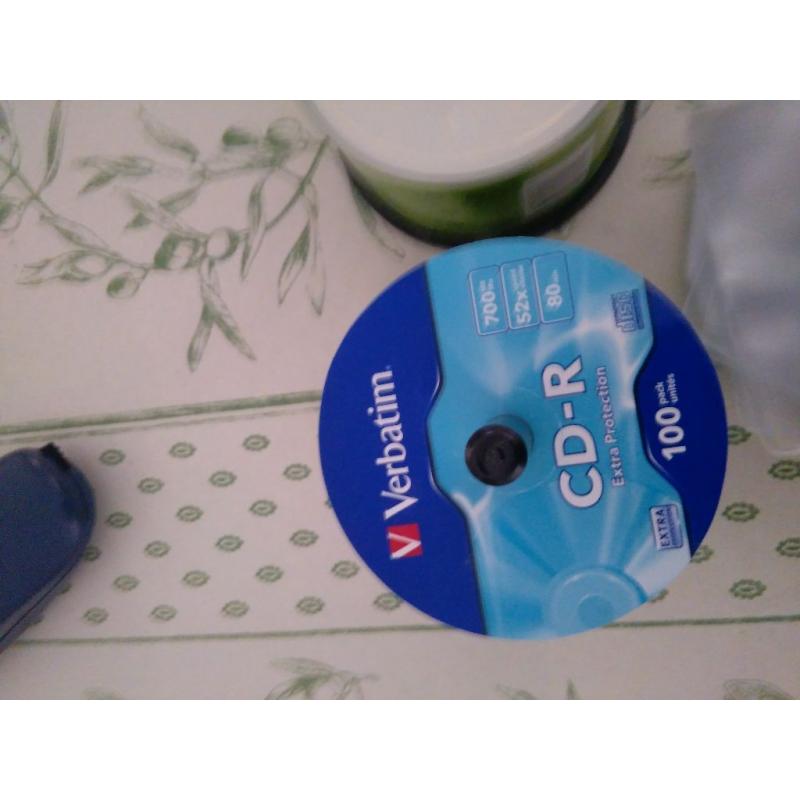 CDs recordable,Free to collector. over 100