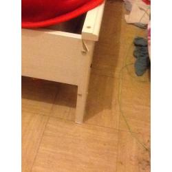 Double bed frame