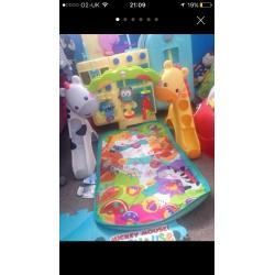 Baby play gym
