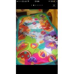 Baby play gym