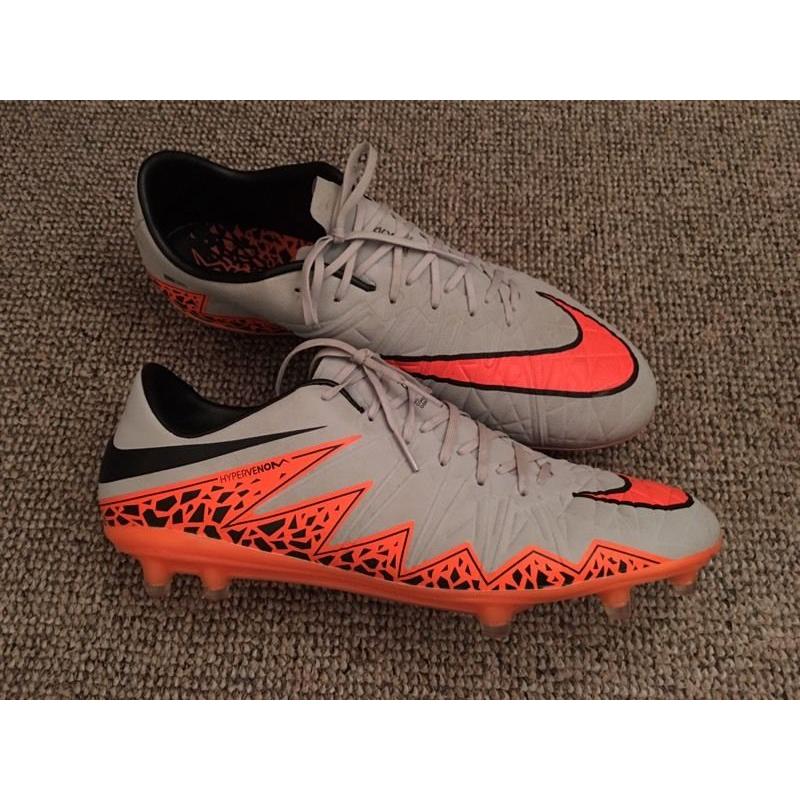 Nike hypervenom size 8.5