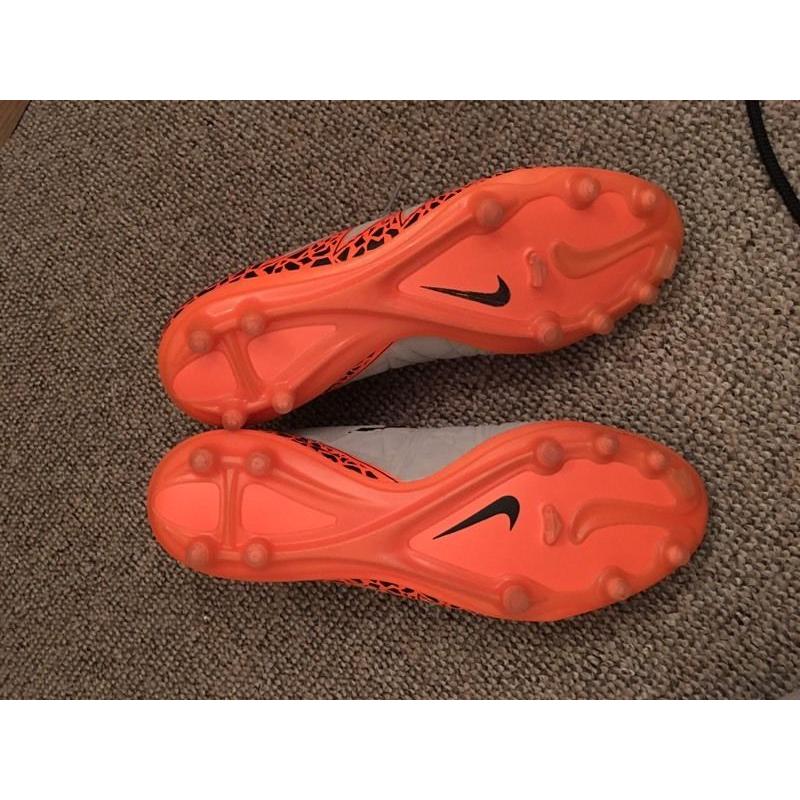 Nike hypervenom size 8.5