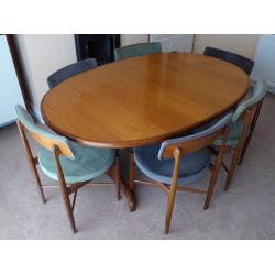 Original G-Plan Teak Extendable Dining Table with 8 Chairs – VGC