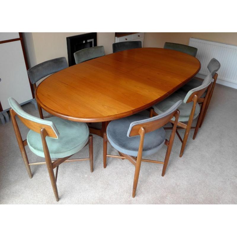 Original G-Plan Teak Extendable Dining Table with 8 Chairs – VGC