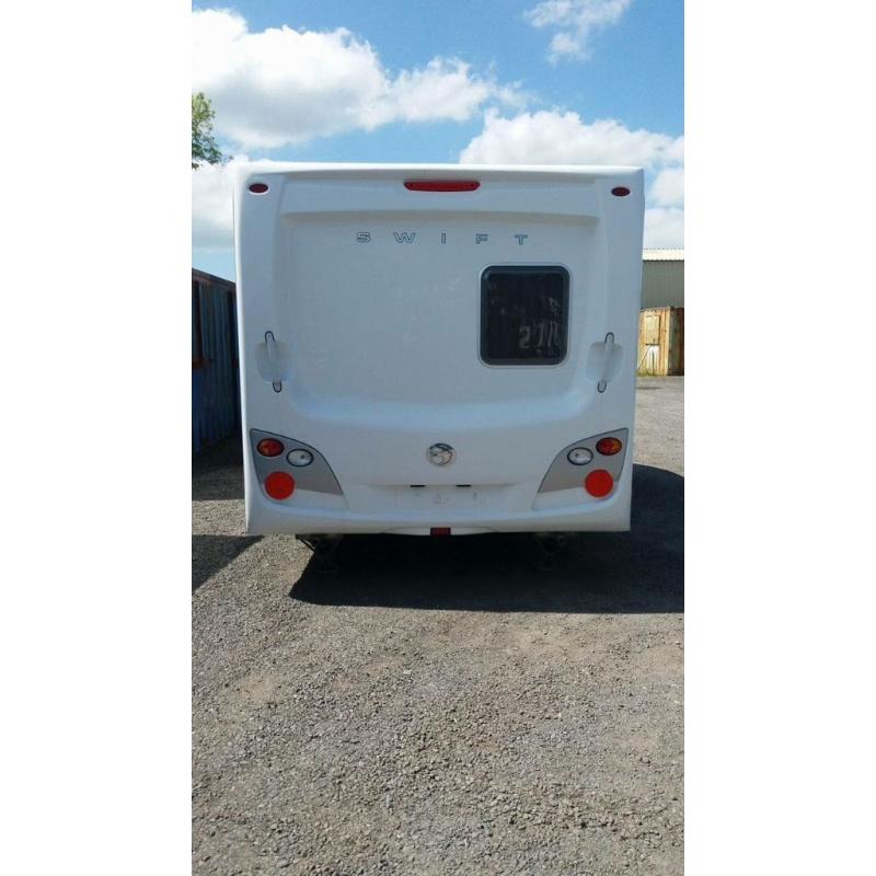 2008 Swift conqueror 2 berth