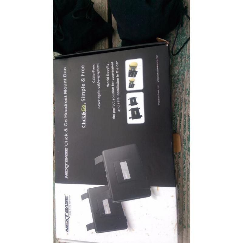 Netbase click and go headrest mount duo and head phones