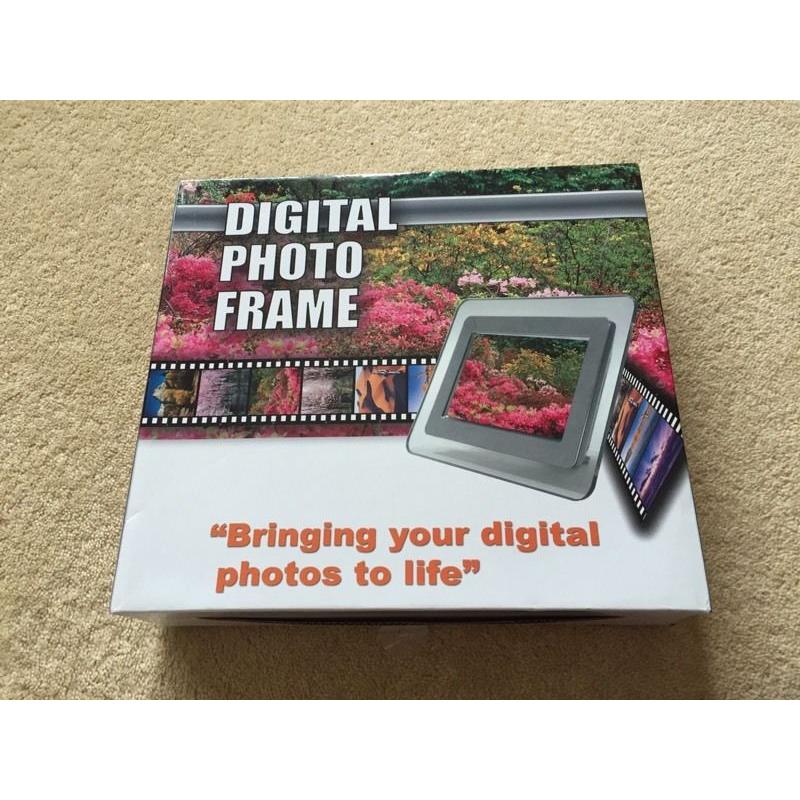 Digital frame