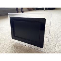 Digital frame