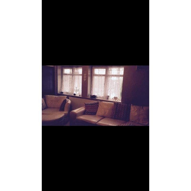 Swap my 2bed Flat to 2/3 Bed House