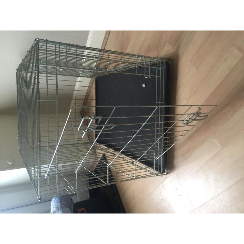 large metal 2 gate dog cage with tray included, great condition, barely used