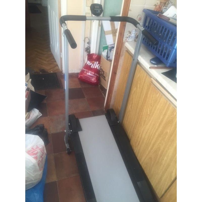 Running machine