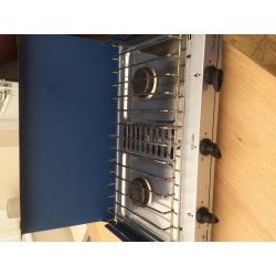 Camping gaz cooker and grill