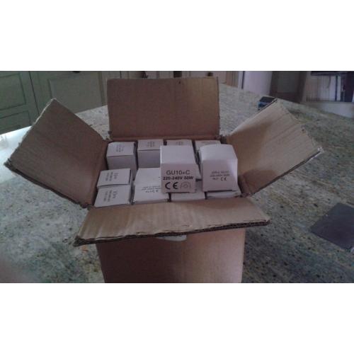Box of 48 50W GU10 mains halogen bulbs