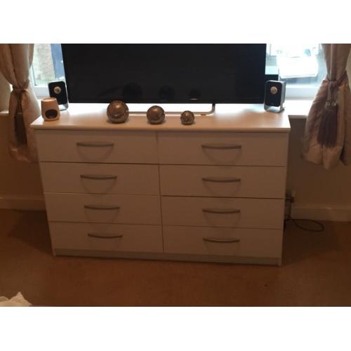 Brand new white bedroom set
