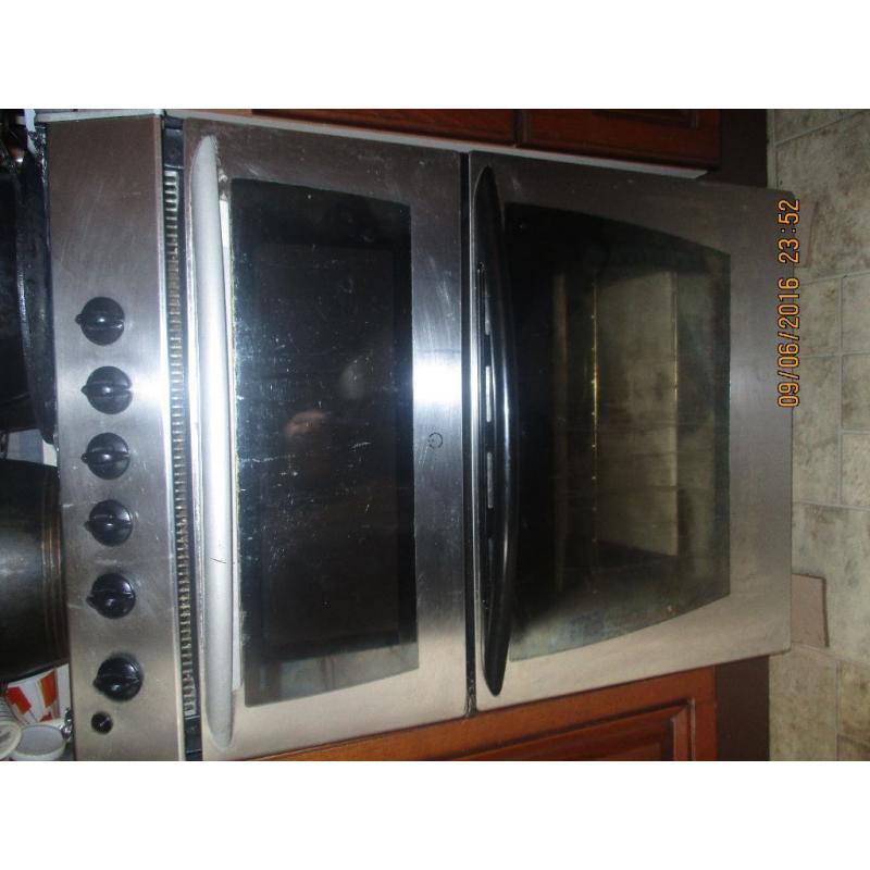 Indesit Stainless Steel Cooker - USED (GOOD CONDITION)