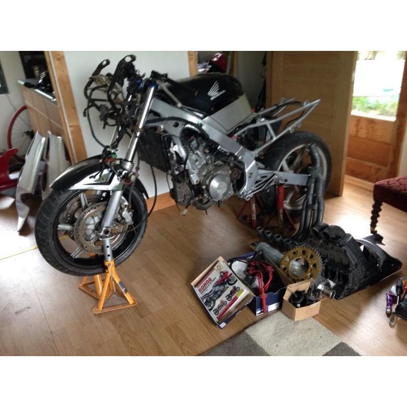 Honda cbr 600 race project bike