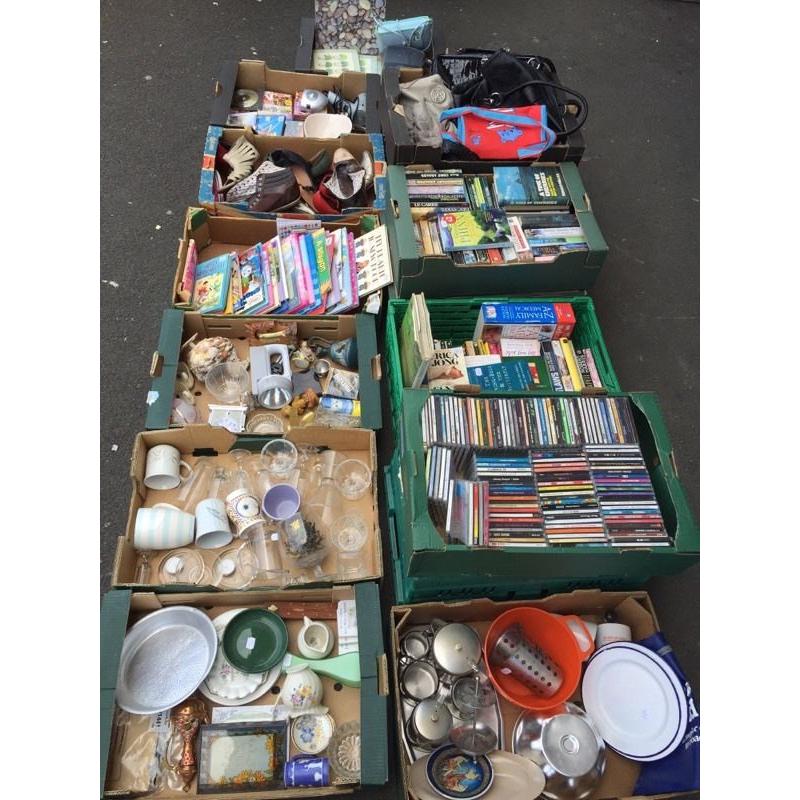 Joblot of Bric-a-brac suitable for car booters