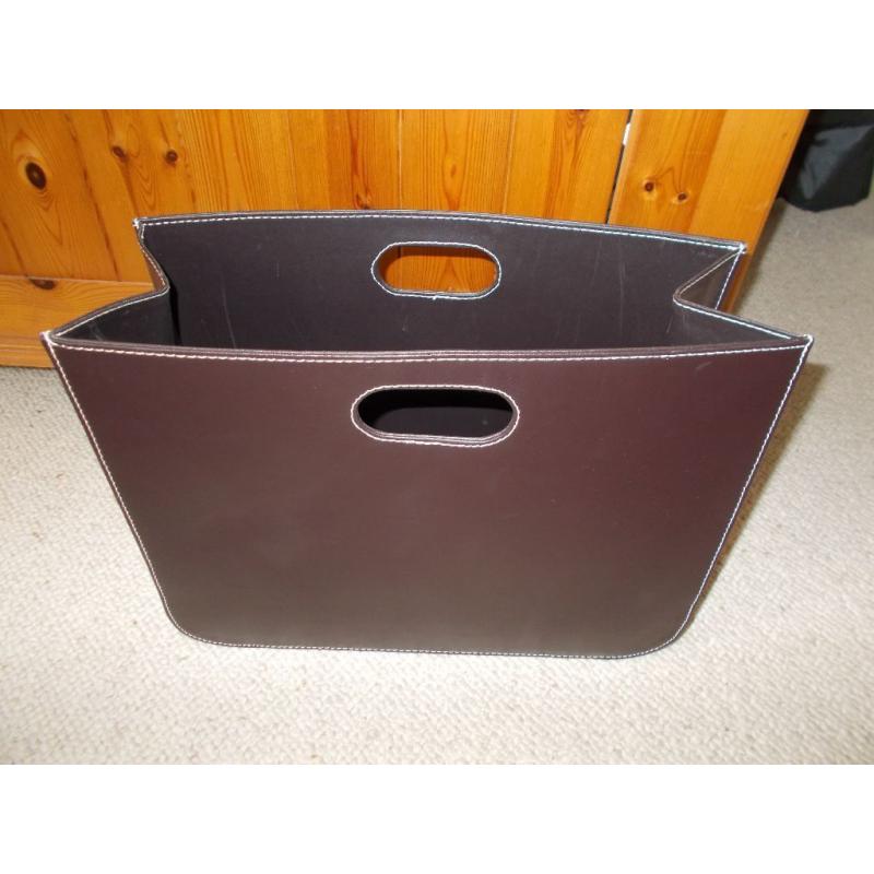 FAUX LEATHER MAGAZINE/NEWSPAPER HOLDER