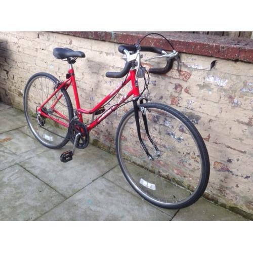Huffy Ultima Retro Vintage Ladies Road Bike 18 Inch Frame 10 Speed Excellent Condition