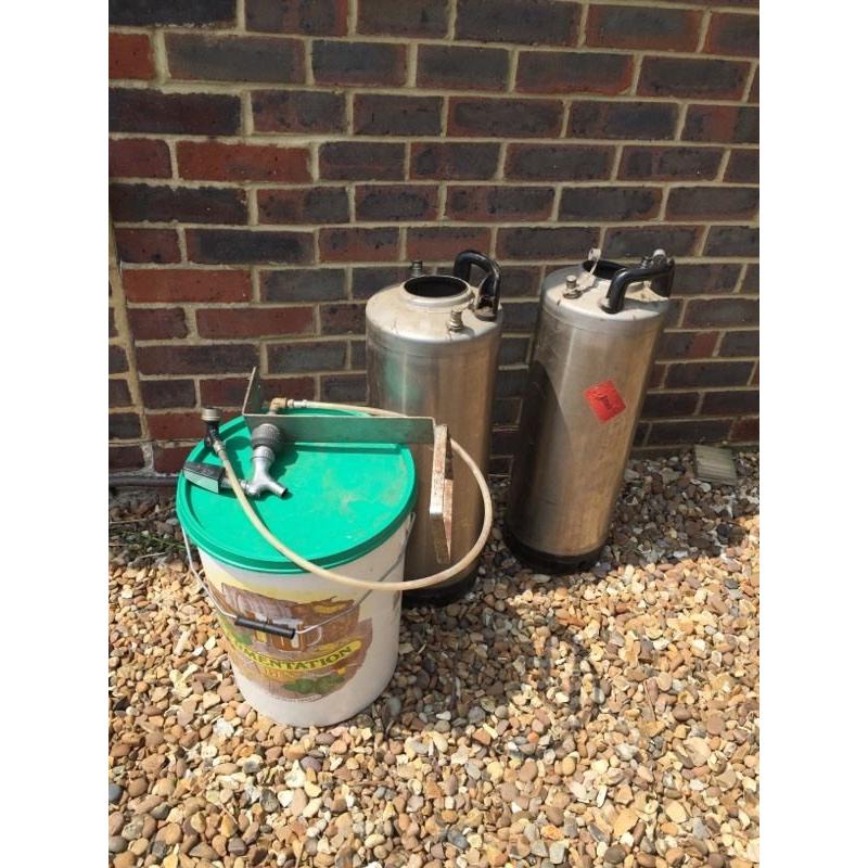 Cornelius Pressurised Kegs x2 Beer Brewing Equipment with Tap