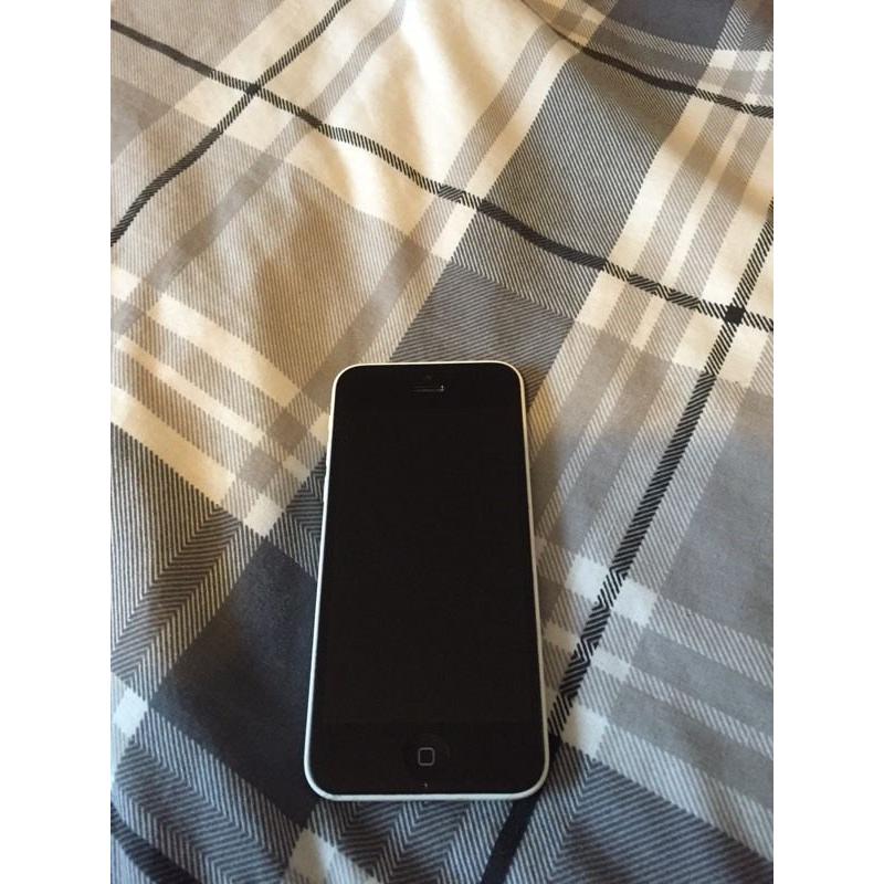 Iphone 5c white 16gb *unlocked*