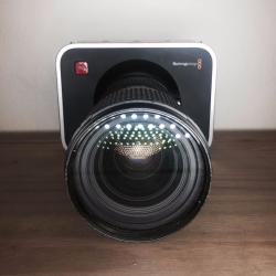 Black Magic Cinema Camera 2.5K / 28-80mm 2.8 / Freefly MoVi m5