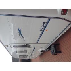 Coachman golden vip 2007 520/4 4 berth with motor mover battery Chris Registration document