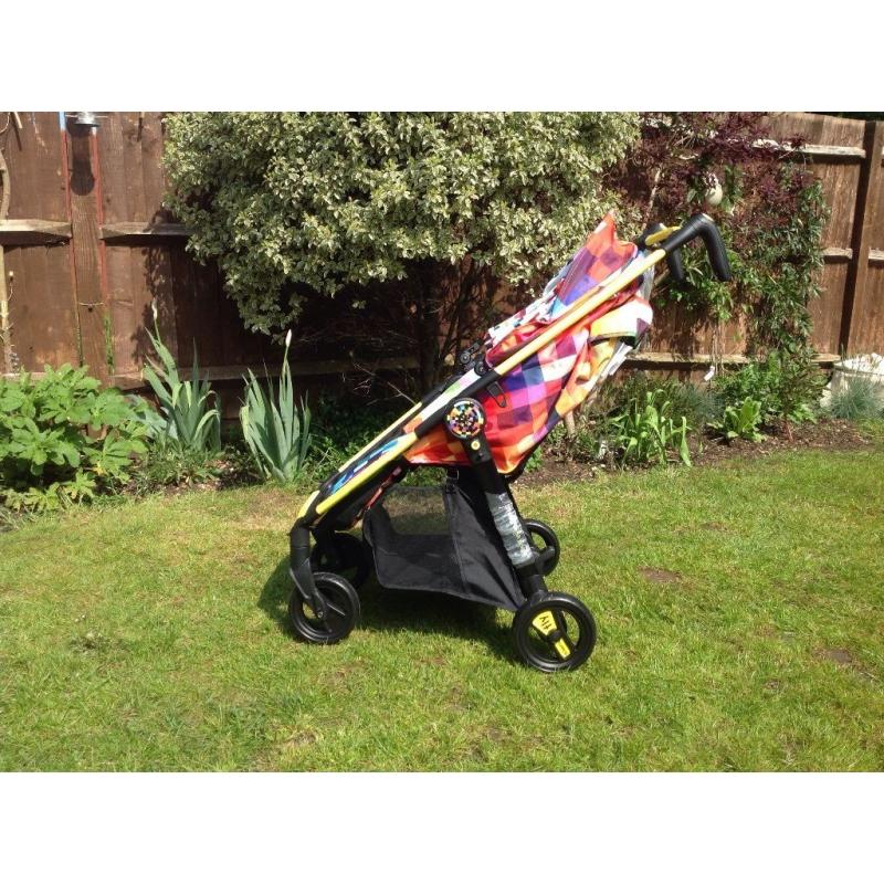 New Cosatto Fly pushchair/buggy