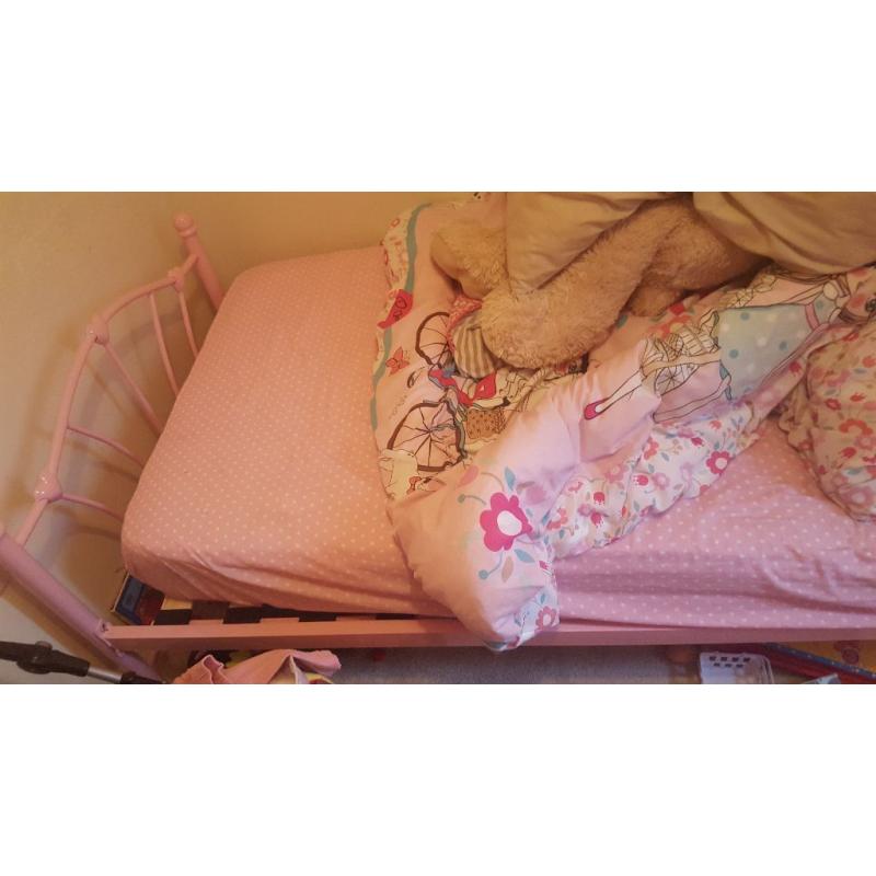 Girls single bed frame with heart detail