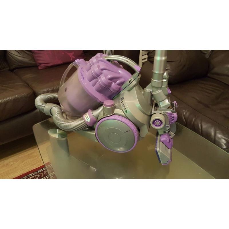 Dyson dc08 Animal bagless hoover root cyclone technology