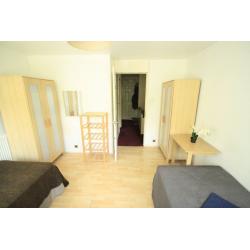 **ARCHWAY** VERY NICE XL AVAILABLE NOW **TWO MONTH STAY**!! 62H