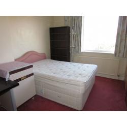 Luxury Large & Double Rooms High Barnet Tube Station