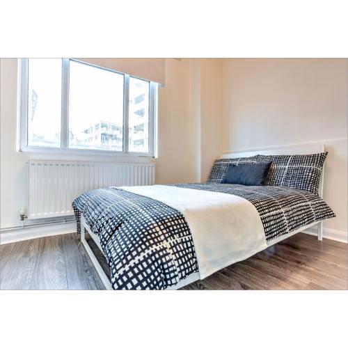 Spacious flat share with a lounge and eat in kitchen