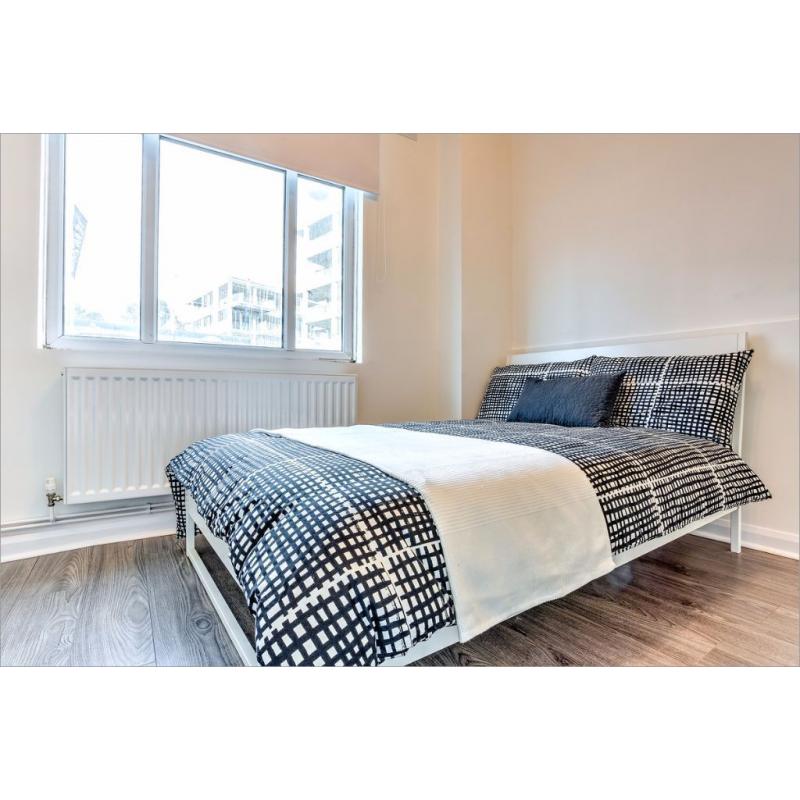 Spacious flat share with a lounge and eat in kitchen